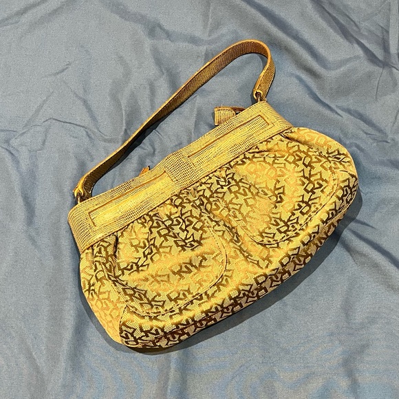 DKNY Shoulder Bag - Picture 5 of 7